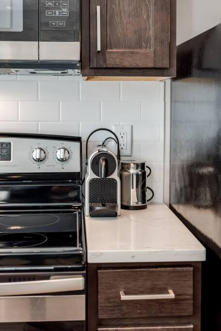 Walkable Next To Restaurants, Bars, And Shops! Holiday home Portland