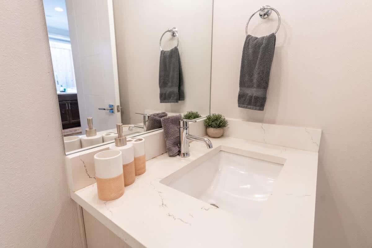 Walkable Next To Restaurants, Bars, And Shops! Holiday home Portland